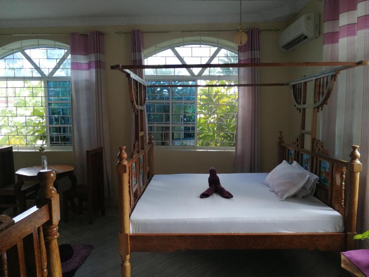 Salhiya Lodge ザンジバルシティ エクステリア 写真
