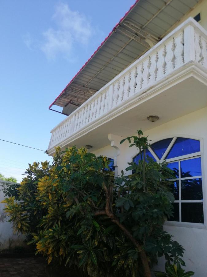 Salhiya Lodge ザンジバルシティ エクステリア 写真