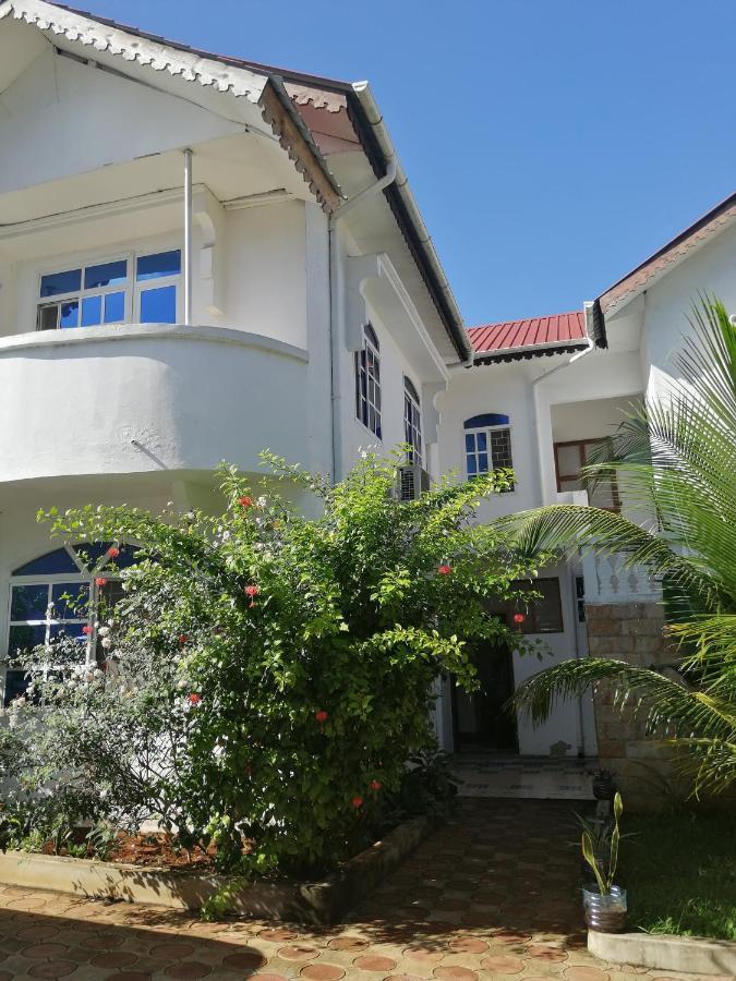 Salhiya Lodge ザンジバルシティ エクステリア 写真
