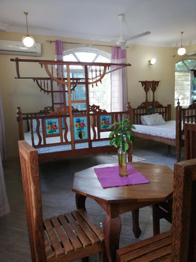Salhiya Lodge ザンジバルシティ エクステリア 写真